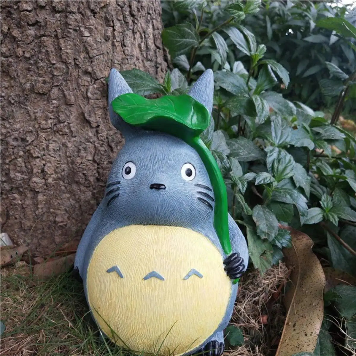 Large Garden Statue Cartoon Anime Totoroeds Sculpture Creative Kawaii Miyazakis Hayaos Totoros Resin Figurines Garden Home Decor