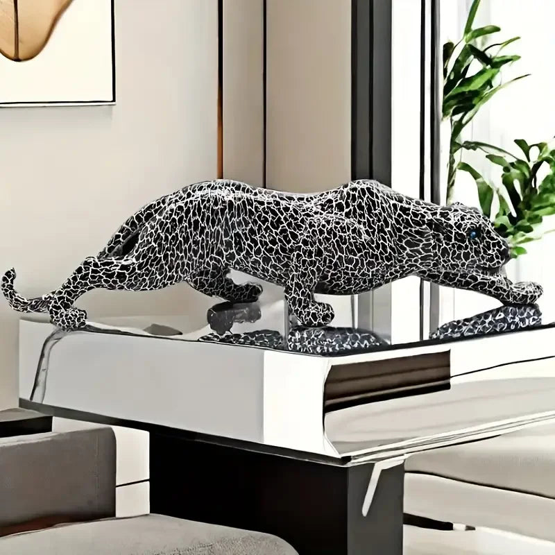 Resin Cheetah Fiugrine Modern Creative Leopard Decorative Sculpture Panther Statue Home Bar Living Room Study Room Decor Gift