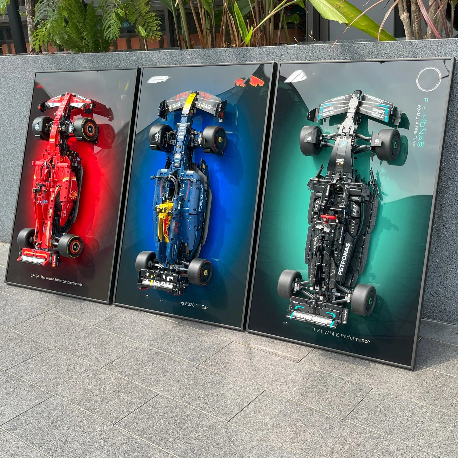 Wall Mount Display for LEGO 42171 Mercedes-AMG F1 W14 E 42207 Ferrari SF-24 F1 42206 Red Bull Racing RB20 F1--Display Wall only
