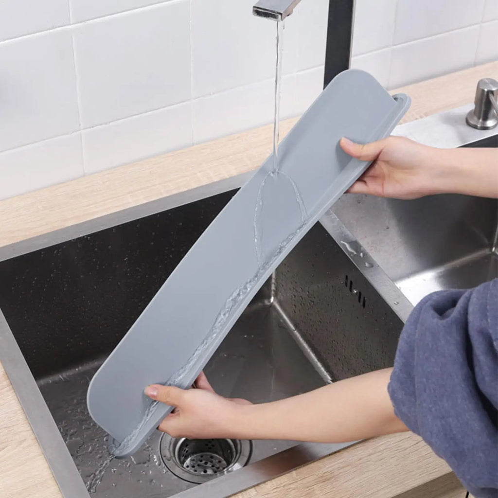Faucet Splash Guard Silicone Water Splash Guard 20.47 Inches Splashproof Board Sink Protector Waterproof for Washing Daily Use