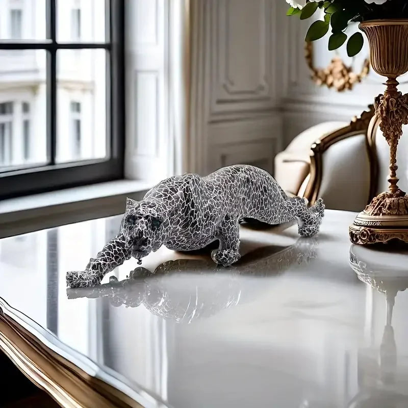 Resin Cheetah Fiugrine Modern Creative Leopard Decorative Sculpture Panther Statue Home Bar Living Room Study Room Decor Gift